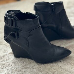 Nine West Wedge Bootie Pointy Toe